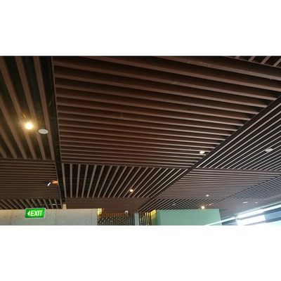 Un buen precio. Panel de techo de madera de PVC WPC de madera de plástico WPC de hoja para techo en línea