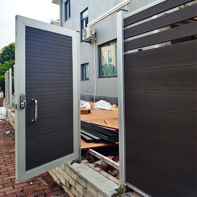 Un buen precio. Panel de puertas de WPC personalizado resistente a la intemperie Hoja de WPC para puertas ISO en línea