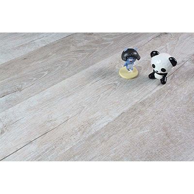 Un buen precio. Piso SPC de lujo impermeable de piedra y plástico en línea