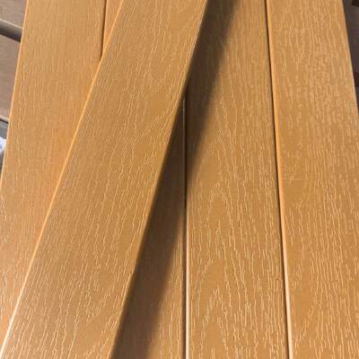 calidad Tabla de madera de madera de plástico resistente a la rocío para jardines de jardinería al aire libre fábrica